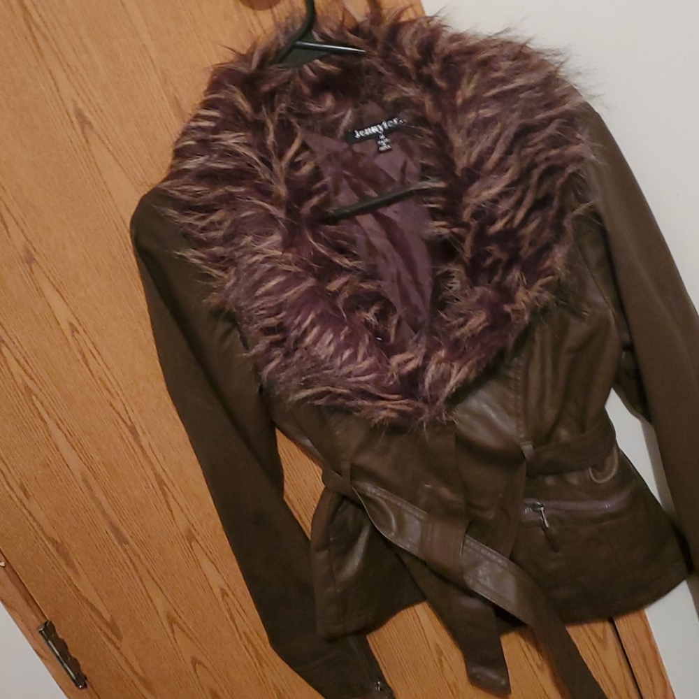 Jennifer J size medium coat
